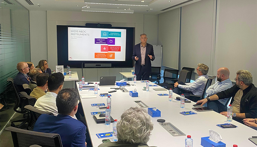 Phi Management supports Midis Group with leadership development track