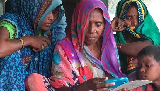 Accenture and Grameen Foundation India launch two financial inclusion applications 