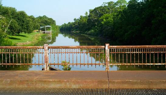 Mid-market execs say it's time for US infrastructure improvements