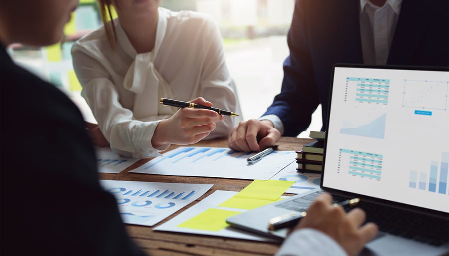 Rising costs temper optimism of mid-market businesses